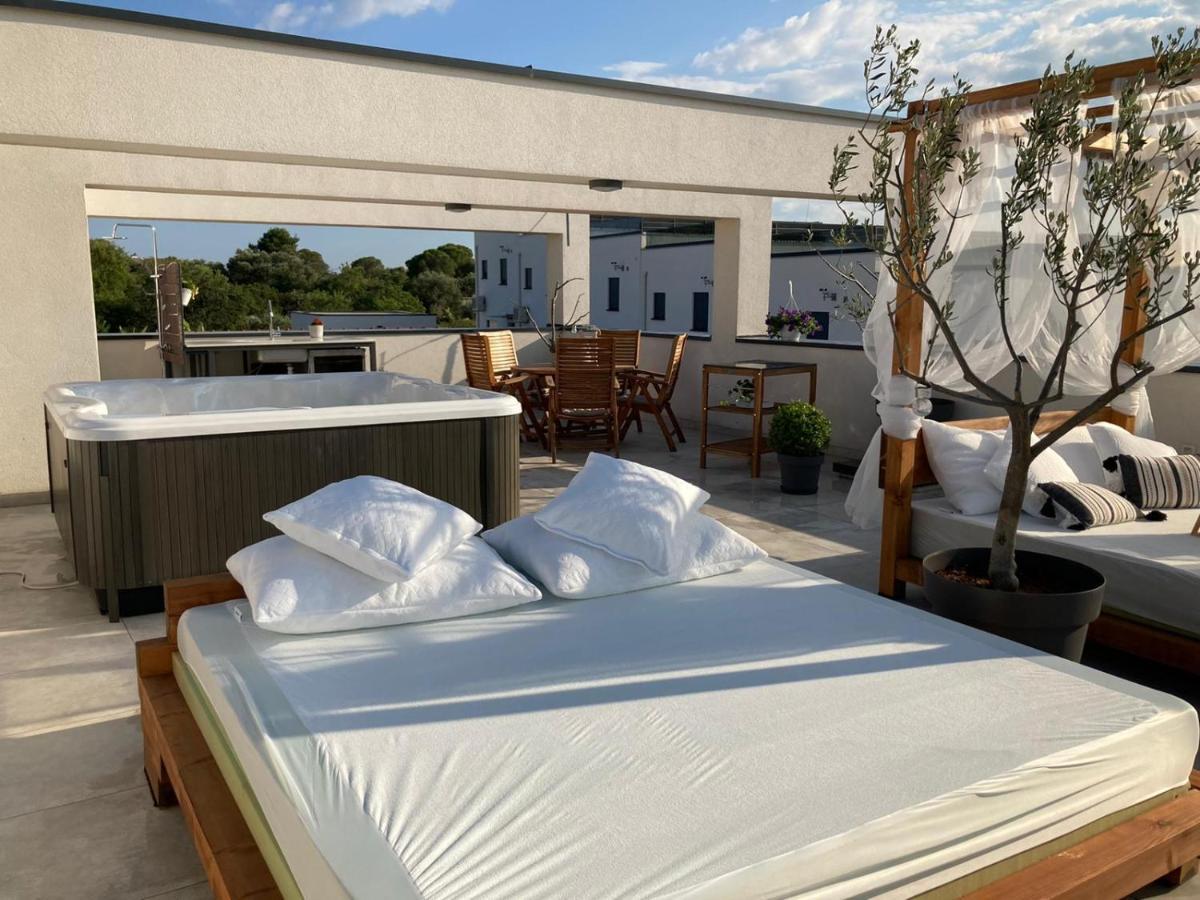 דירות טרוגיר Rooftop Spa מראה חיצוני תמונה